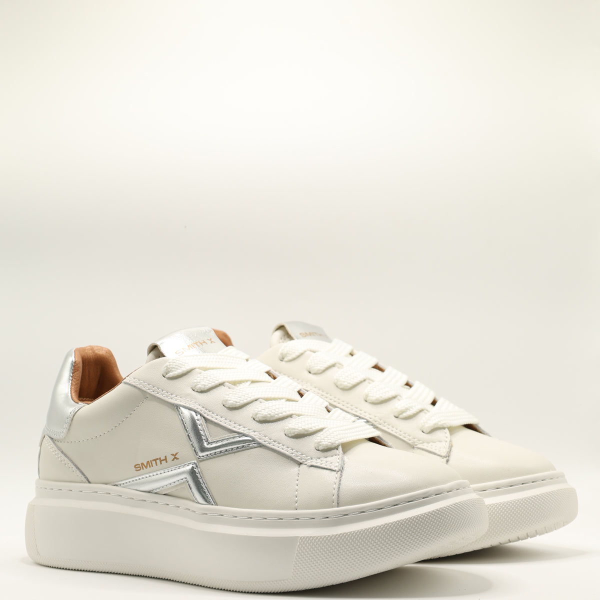 Alexander Smith Sneakers
