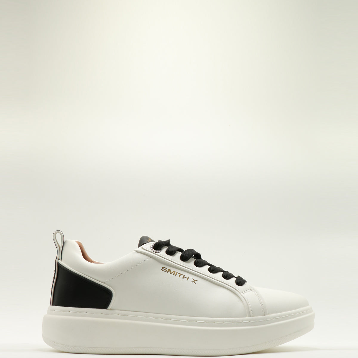 Alexander Smith Sneakers