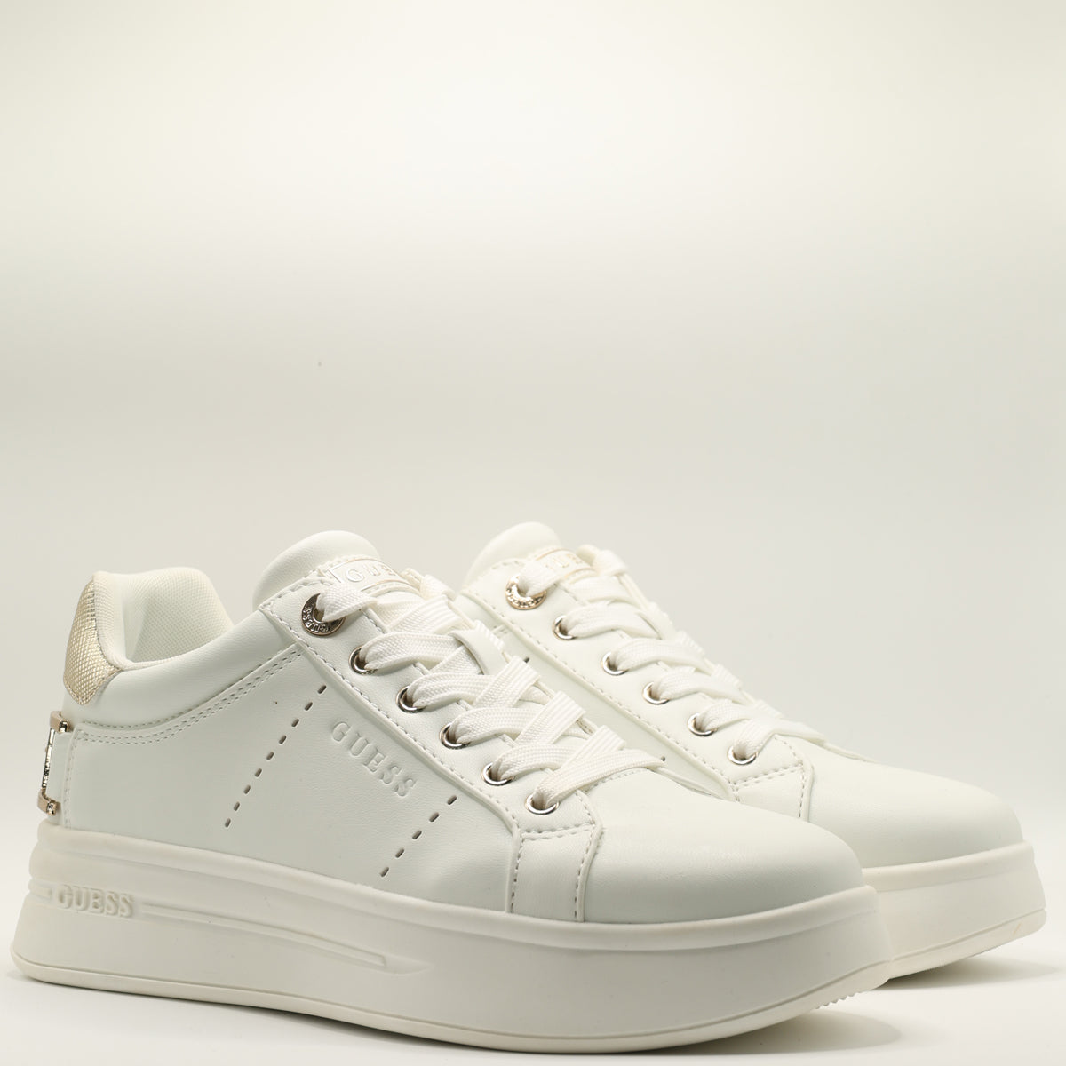 Guess Sneakers White Wesli